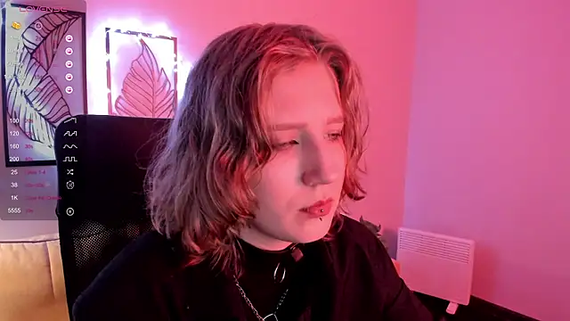 Snapshot of Hailey_Foxy chatting on 11/07/25, 08:58 Hailey Foxy online show from 11/07/25, 08:58