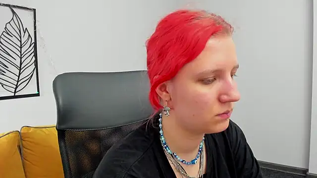 Hailey Foxy online show from 04/27/26, 11:52