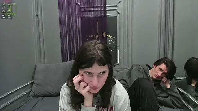 Snapshot of ViviaraNGendy chatting on 10/31/25, 03:46 ViviaraNGendy online show from 10/31/25, 03:46