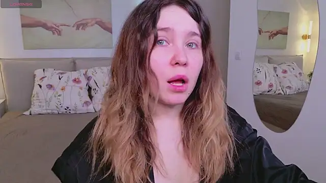 Lina Glow online show from 03/27/26, 06:52