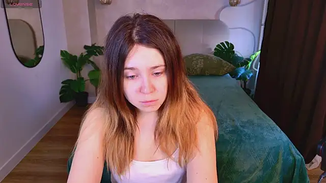 Lina Glow online show from 04/02/26, 06:33