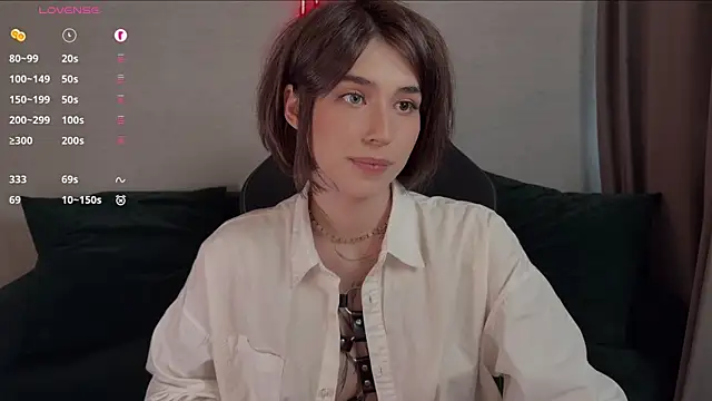 Snapshot of shy-gaze chatting on 07/19/26, 12:36 shy-gaze online show from 07/19/26, 12:36