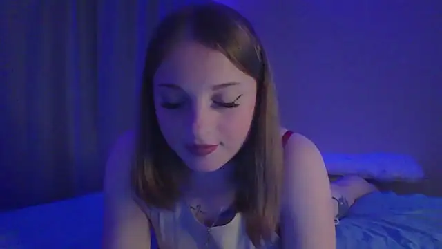 Snapshot of Star_Girlish chatting on 10/06/25, 03:20 Star Girlish online show from 10/06/25, 03:20