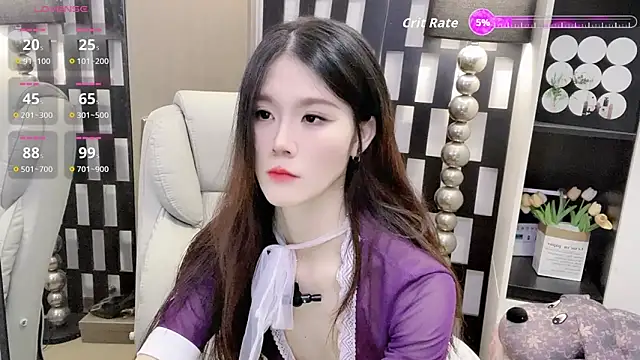 Yueyue-MM online show from 12/16/25, 01:32