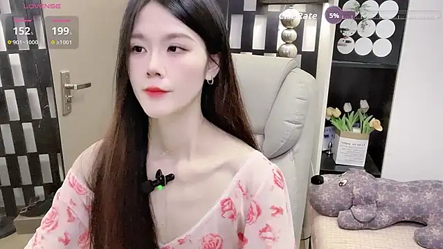 Yueyue-MM online show from 03/06/26, 02:30