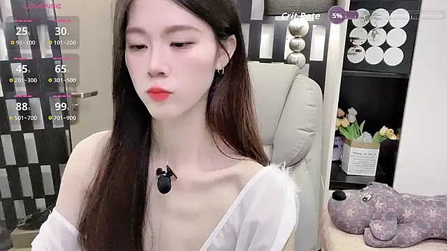 Yueyue-MM online show from 04/18/26, 01:20