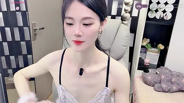 Yueyue-MM online show from 06/13/26, 03:15