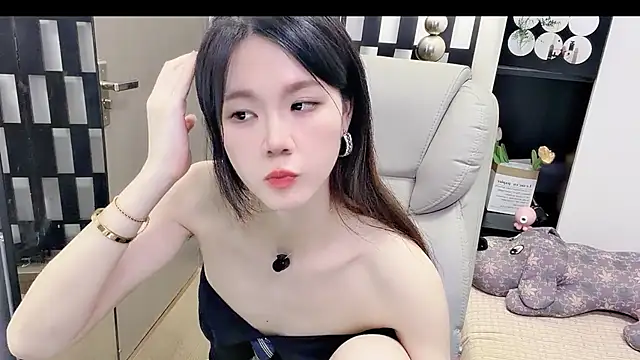 Yueyue-MM online show from 07/13/26, 02:31