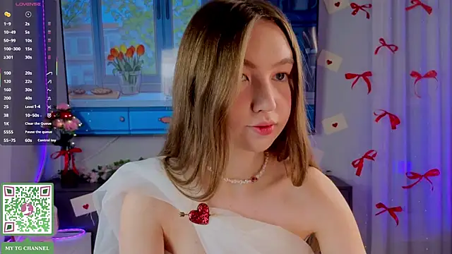 ElfredaTupy online show from 02/14/26, 07:43