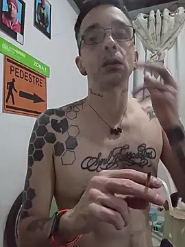 dinho carioca online show from 11/15/25, 05:05