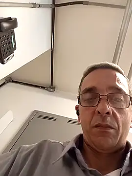 dinho carioca online show from 03/06/26, 02:13