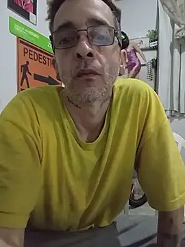 dinho carioca online show from 06/08/26, 04:18
