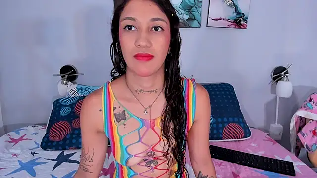 Snapshot of Grettel_w chatting on 07/18/26, 12:53 Grettel w online show from 07/18/26, 12:53
