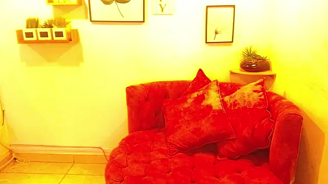 Snapshot of Aliciacute__ chatting on 02/07/26, 07:17 Aliciacute online show from 02/07/26, 07:17