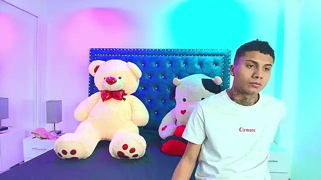 Damian and roxanne online show from 09/19/25, 12:06