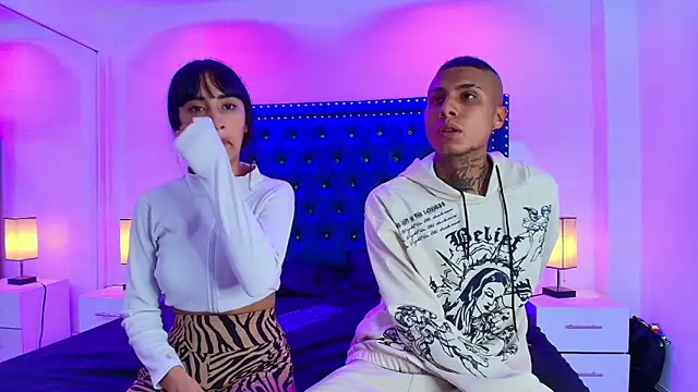 Damian and roxanne online show from 11/22/25, 12:37