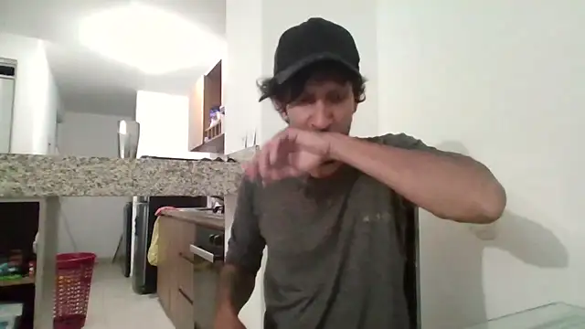 Alejandro92 cali online show from 04/06/26, 01:36