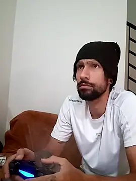 Snapshot of Alejandro92_cali chatting on 05/31/26, 06:09 Alejandro92 cali online show from 05/31/26, 06:09