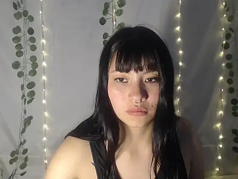 Snapshot of Zulema_R1 chatting on 09/15/25, 08:14 Zulema R1 online show from 09/15/25, 08:14