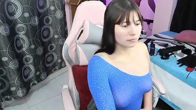 Zulema R1 online show from 03/12/26, 11:00