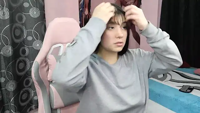 Zulema R1 online show from 04/14/26, 10:38