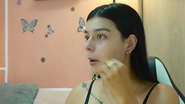 valerihouse online show from 02/24/25, 09:41