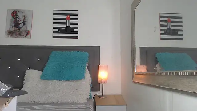 madison  love  online show from 10/08/25, 07:22