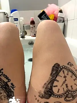 Snapshot of ChelseaSummerr chatting on 09/12/25, 09:53 ChelseaSummerr online show from 09/12/25, 09:53