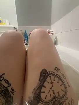 Snapshot of ChelseaSummerr chatting on 11/05/25, 10:10 ChelseaSummerr online show from 11/05/25, 10:10