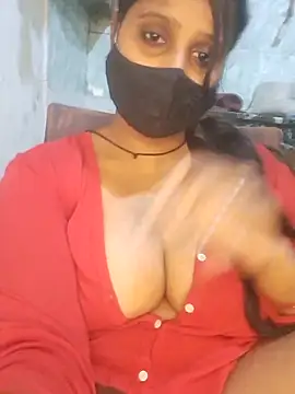 Minu love online show from 04/04/26, 09:18