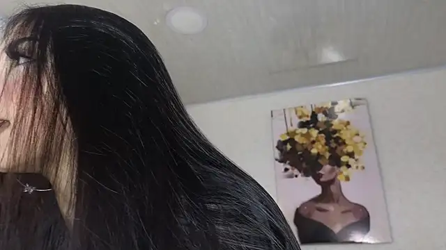 antonellariva  online show from 01/08/26, 07:38