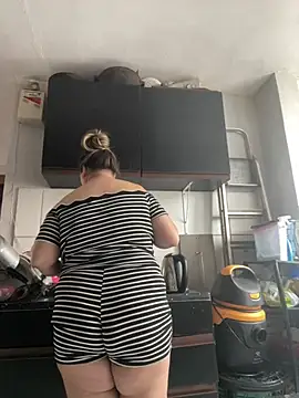 bruna438 online show from 02/25/26, 12:37