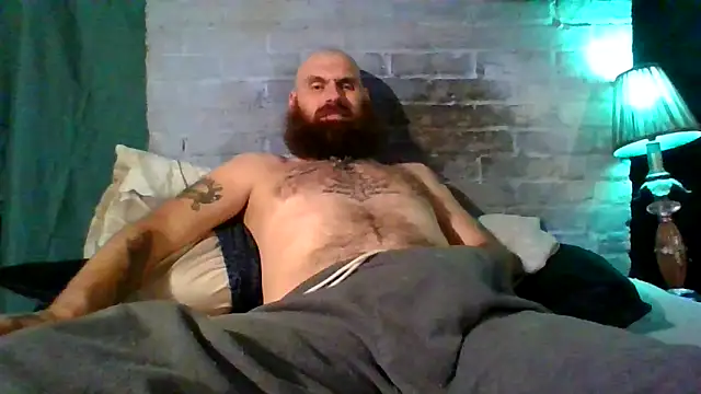 Snapshot of Cowboy815 chatting on 10/21/25, 04:46 Cowboy815 online show from 10/21/25, 04:46