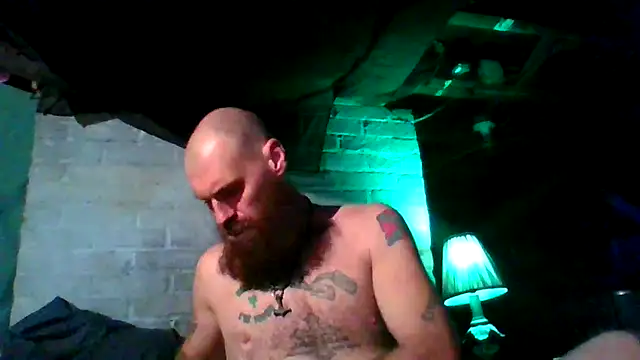 Snapshot of Cowboy815 chatting on 10/22/25, 12:16 Cowboy815 online show from 10/22/25, 12:16