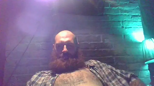 Snapshot of Cowboy815 chatting on 10/26/25, 01:11 Cowboy815 online show from 10/26/25, 01:11