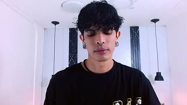 Franvill Trato online show from 11/25/25, 07:14