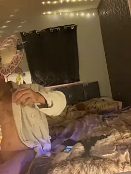 Snapshot of jaycoy22 chatting on 09/10/25, 08:42 jaycoy22 online show from 09/10/25, 08:42