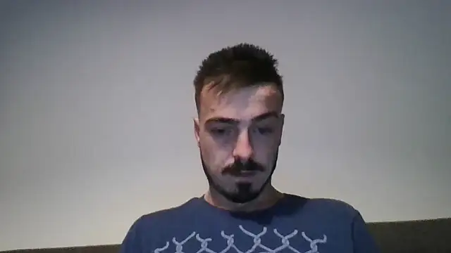 Snapshot of jaycoy22 chatting on 09/12/25, 08:31 jaycoy22 online show from 09/12/25, 08:31