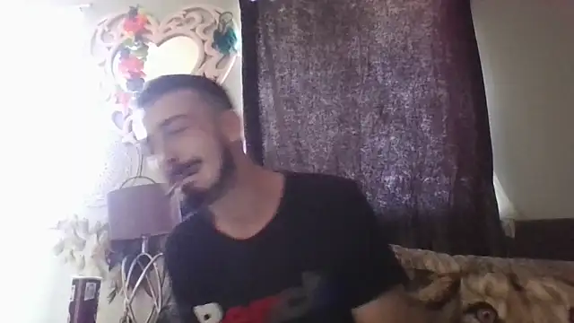 Snapshot of jaycoy22 chatting on 09/22/25, 02:30 jaycoy22 online show from 09/22/25, 02:30