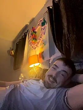 Snapshot of jaycoy22 chatting on 10/02/25, 09:44 jaycoy22 online show from 10/02/25, 09:44