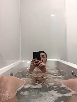 jaycoy22 online show from 02/18/26, 05:09