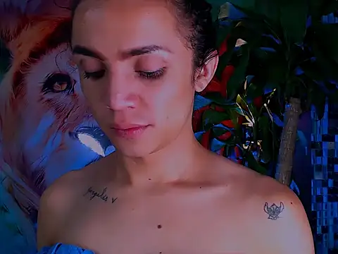 Cristal Gem1 online show from 11/06/25, 02:01