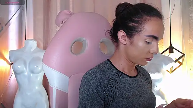 Cristal Gem1 online show from 04/16/26, 06:41