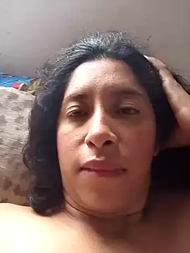 Snapshot of anitotori chatting on 09/10/25, 01:33 anitotori online show from 09/10/25, 01:33