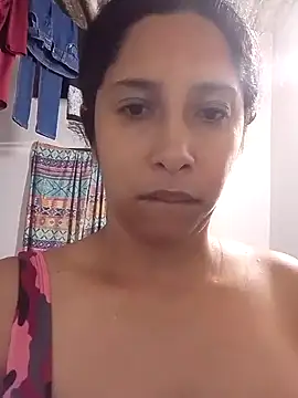 Snapshot of anitotori chatting on 10/14/25, 12:11 anitotori online show from 10/14/25, 12:11