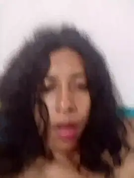 Snapshot of anitotori chatting on 10/25/25, 02:30 anitotori online show from 10/25/25, 02:30