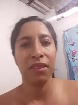 Snapshot of anitotori chatting on 11/05/25, 04:40 anitotori online show from 11/05/25, 04:40