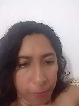 Snapshot of anitotori chatting on 11/09/25, 10:52 anitotori online show from 11/09/25, 10:52