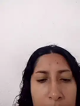 Snapshot of anitotori chatting on 11/29/25, 05:27 anitotori online show from 11/29/25, 05:27