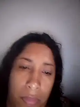 Snapshot of anitotori chatting on 12/14/25, 04:45 anitotori online show from 12/14/25, 04:45